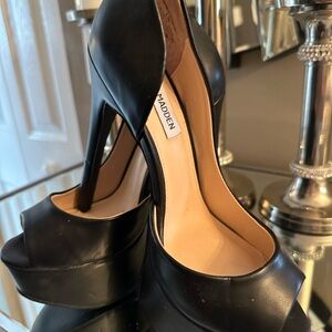 STEVE MADEN SHOES NEW!!!
